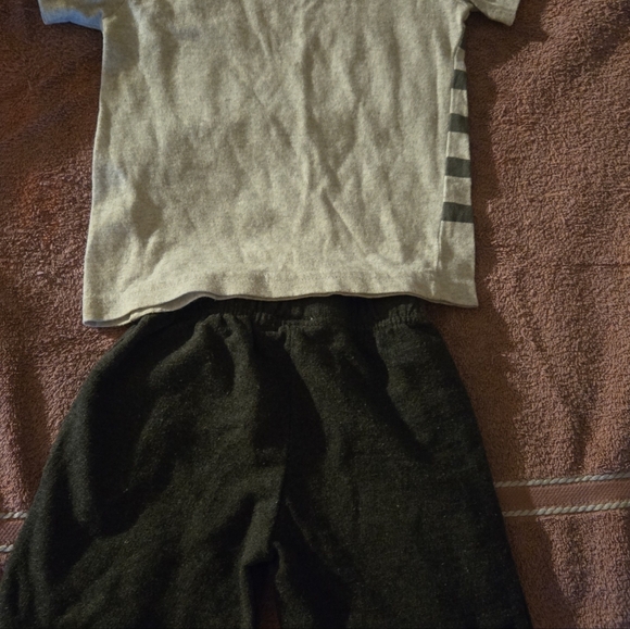 Shorts set bundle - Picture 4 of 4